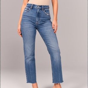 Abercrombie & Fitch Curve Love Ultra High Rise Ankle Straight Jeans Size 28